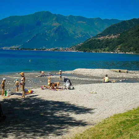 Oasi Del Ferienwohnung Am Mit Garten Apartament Gera Lario
